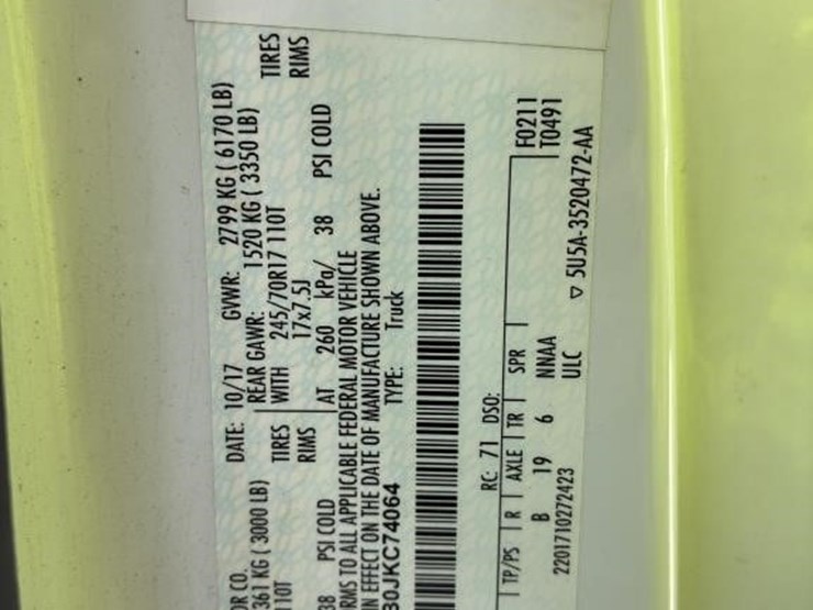 2018-ford-f150-xl-image-16