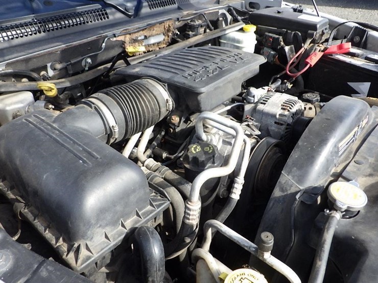 2005-dodge-dakota-image-12