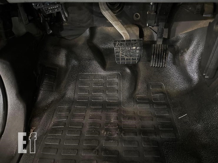 2015-ford-f750-sd-image-25