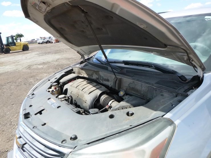 2015-chevrolet-traverse-image-22