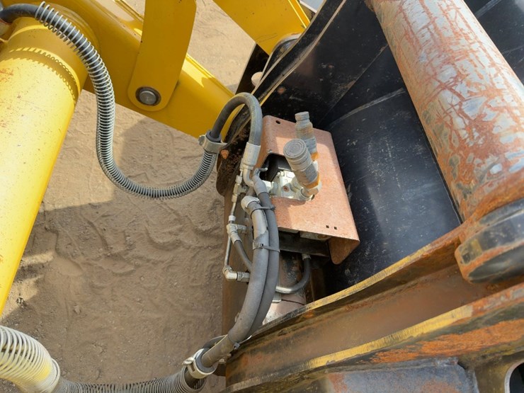 2012-caterpillar-420f-it-image-12