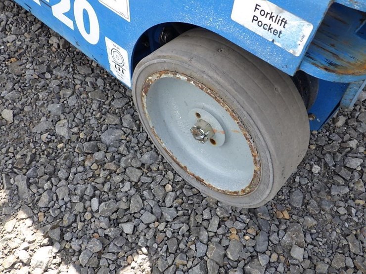 2013-genie-gr20-image-16