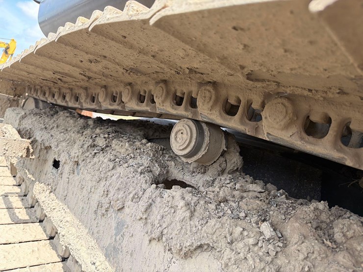 2019-hitachi-zx120-6-image-10