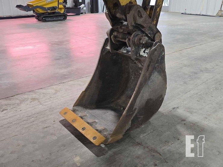 2012-caterpillar-420e-image-13