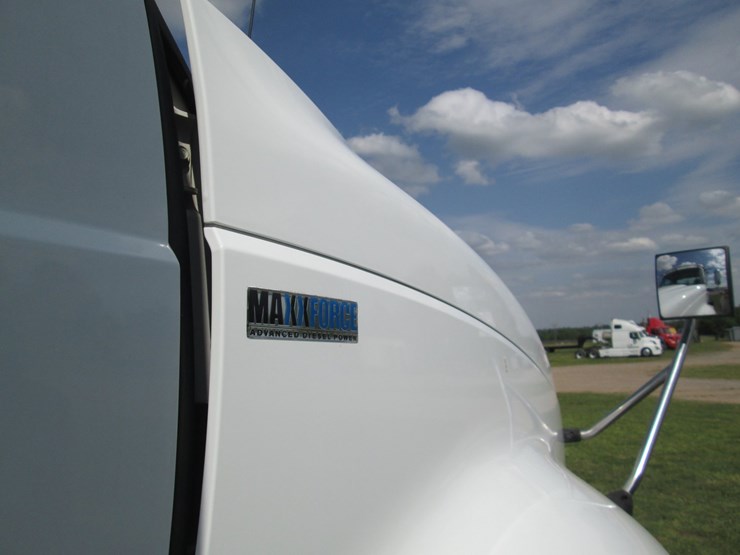 2012-international-prostar-image-15