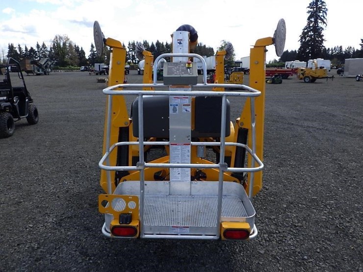 2025-haulotte-5533a-s/a-towable-boom-lift-image-6