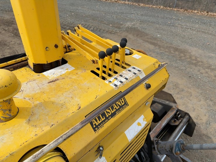 2005-gehl-1648-image-25