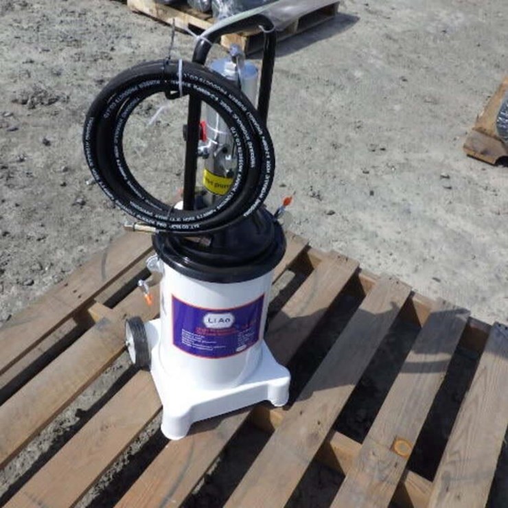 High Pressure Air Operated Grease Pump