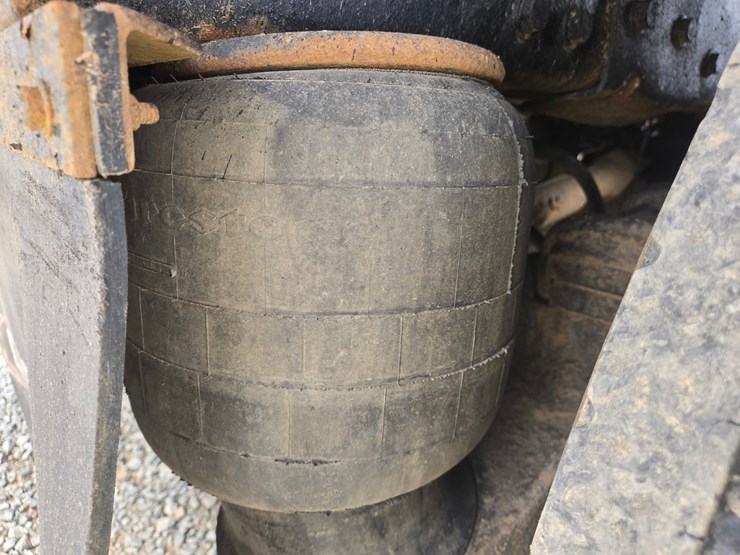 1991-peterbilt-357-image-31