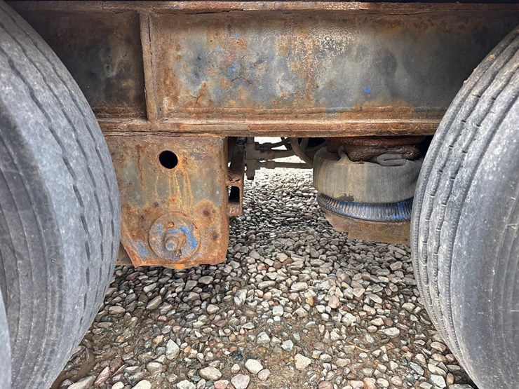 2018-massey-ferguson-8-image-19