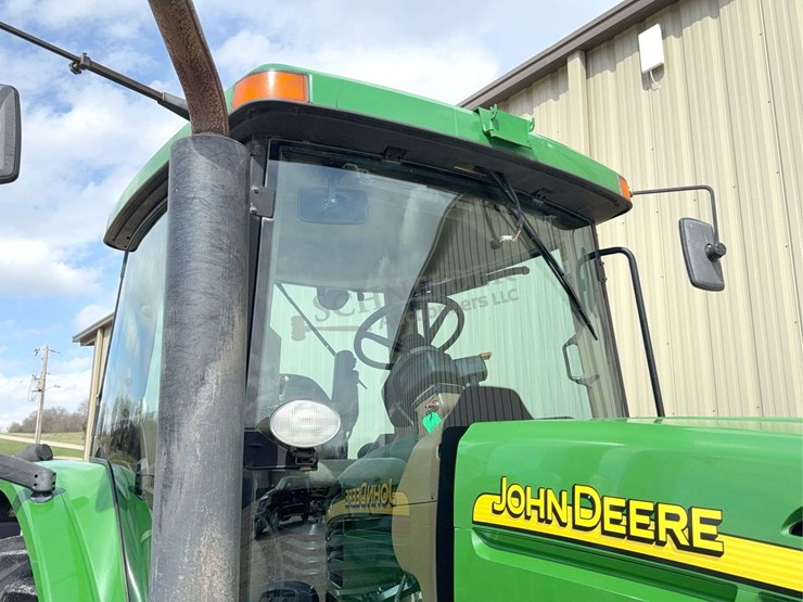 john-deere-200-image-27