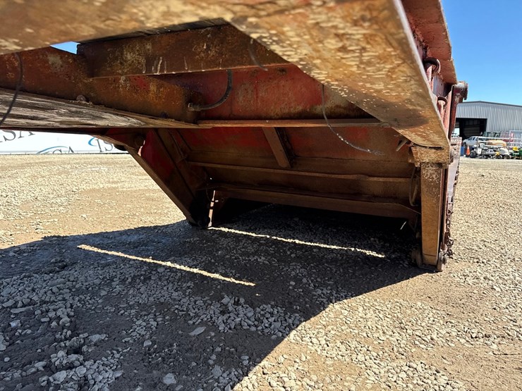 massey-ferguson-8-image-12