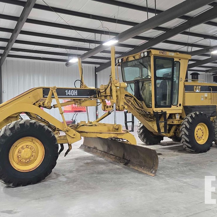 2003 CATERPILLAR 140H