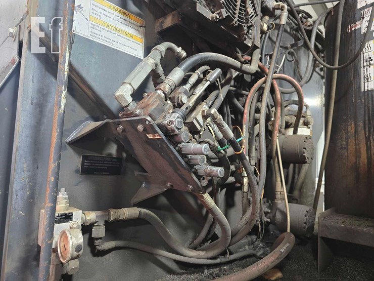 2015-freightliner-business-class-m2-106-image-21