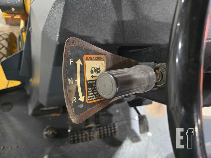 2013-deere-310k-image-21