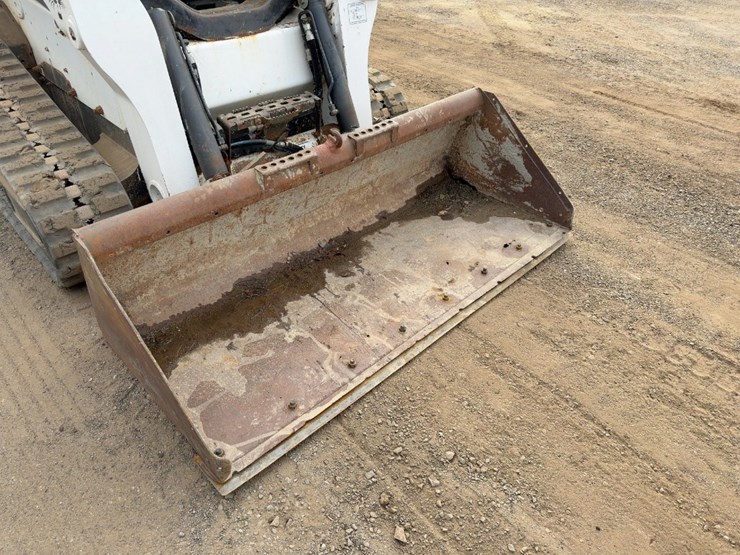 2016-bobcat-t650-image-8