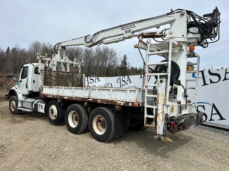 2010-massey-ferguson-8-image-3