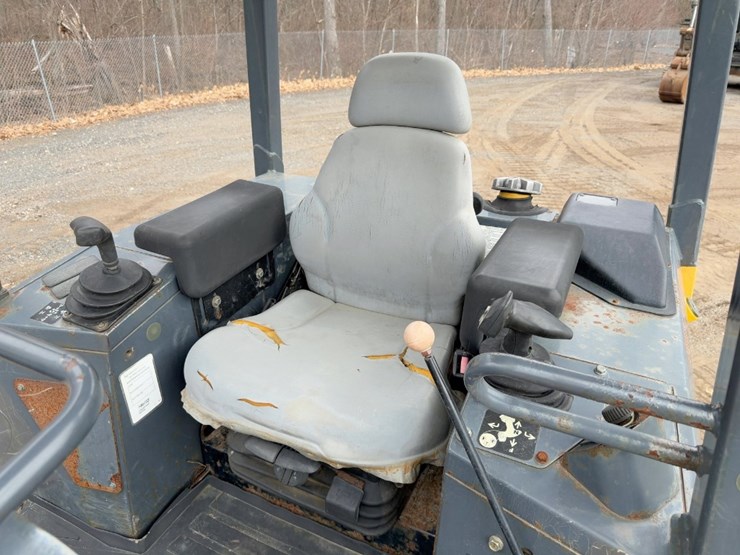 2010-john-deere-2010-image-32