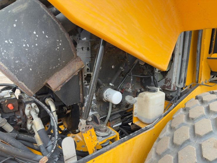 2008-jcb-vibromax-vm75d-image-12