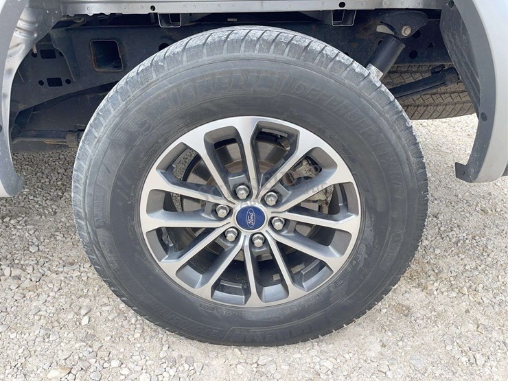 2020-ford-f150-image-59