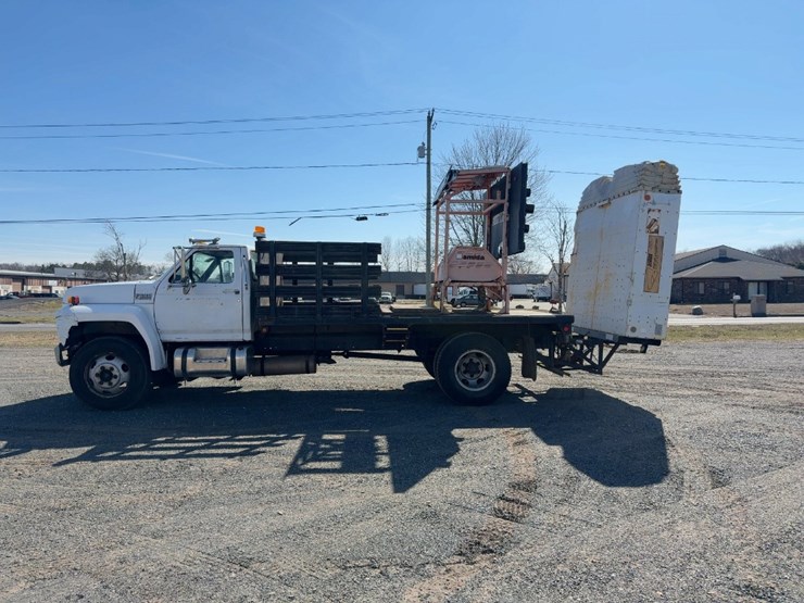 1989-ford-f600-image-2