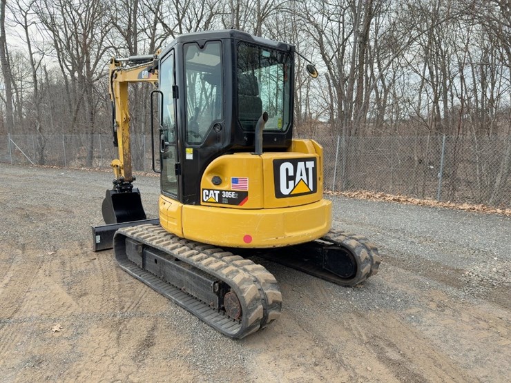 2017-caterpillar-305e2-cr-image-3