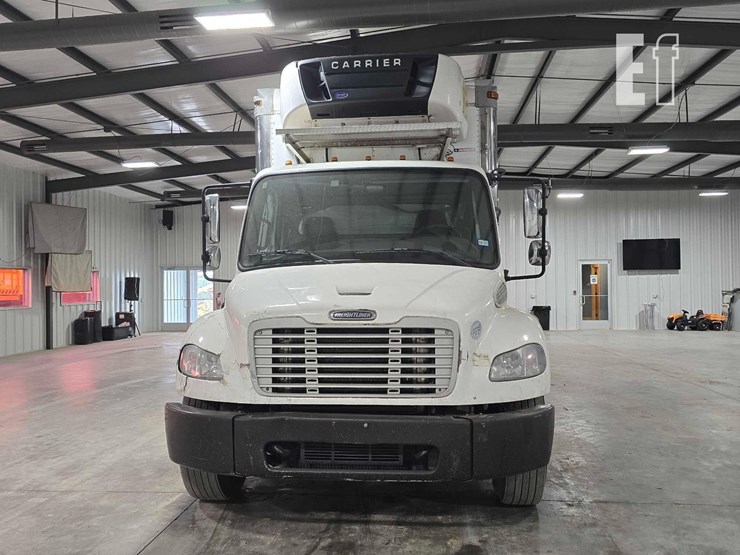 2012-freightliner-business-class-m2-106-image-7