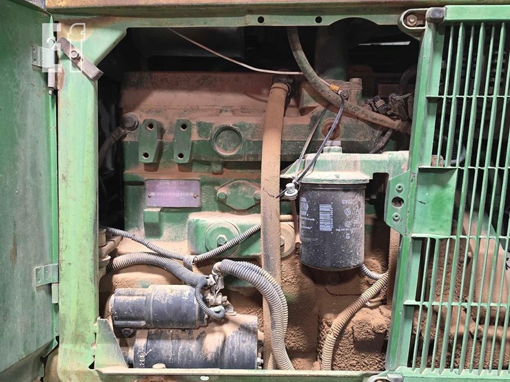 john-deere-6220-image-17