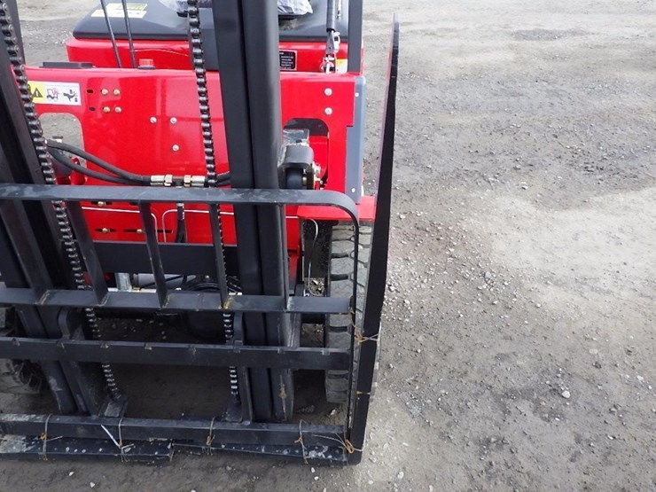 2026-sdlool-d-15-electric-forklift-image-7