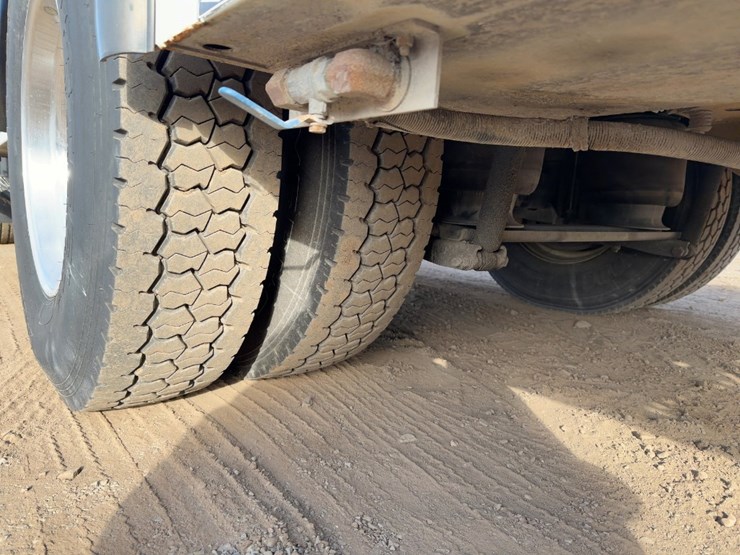 2017-kenworth-t270-image-14