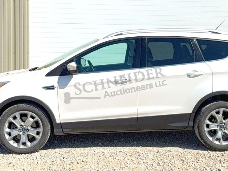 2014-ford-escape-titanium-image-4