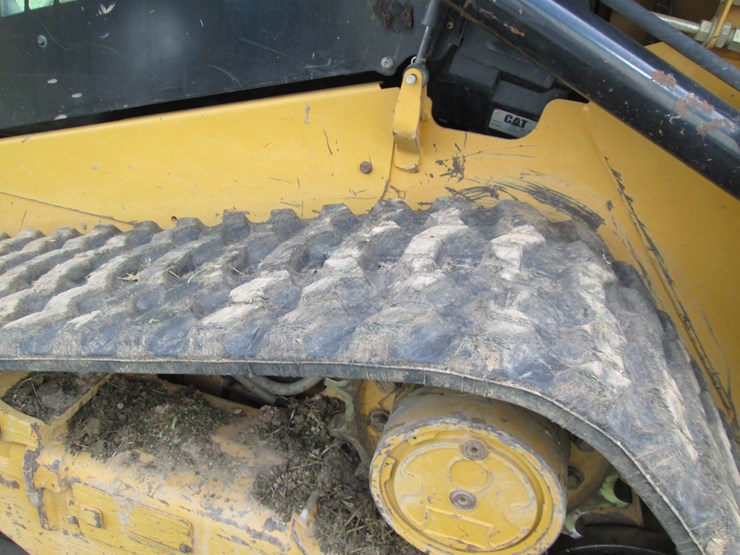 2022-caterpillar-259d3-image-9