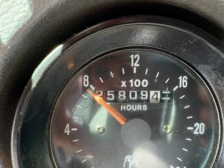 1998-mack-rd690s-image-34