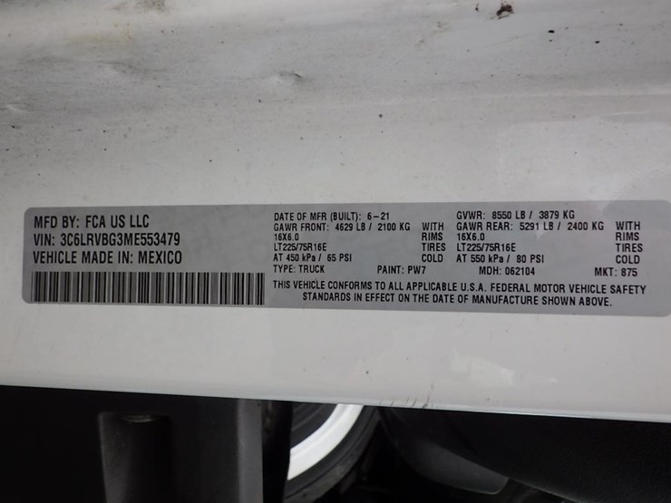 2021-dodge-1500-image-39