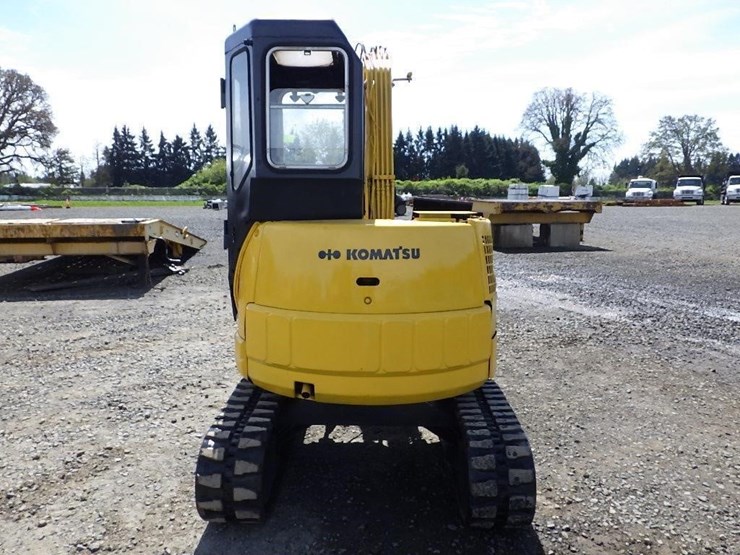 komatsu-pc28uu-2-image-5