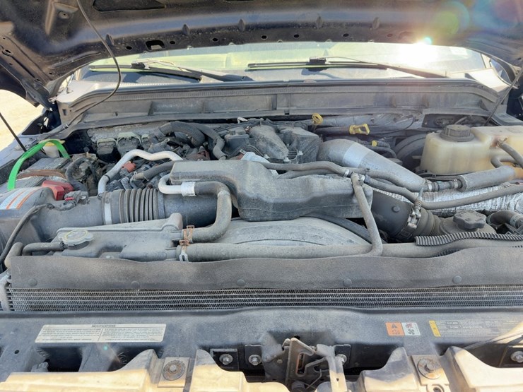 2015-ford-f250-xl-image-12