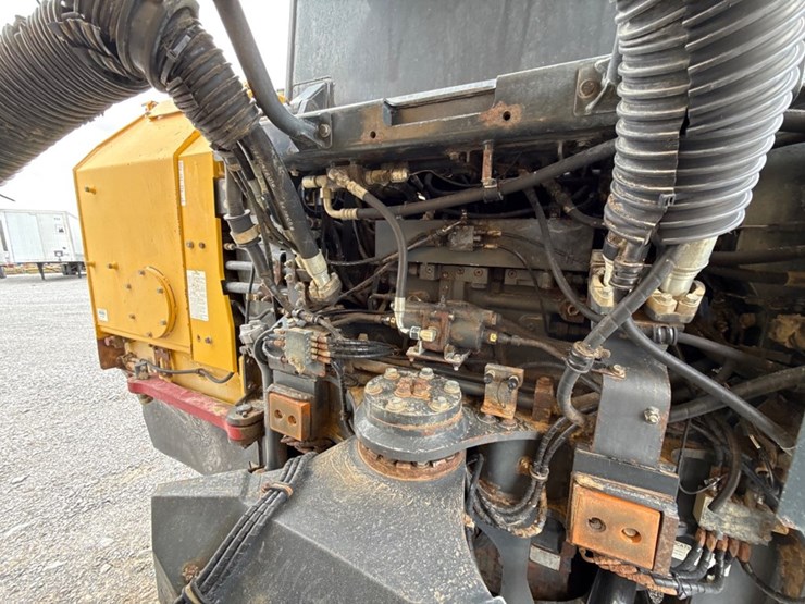 2007-komatsu-hm400-2-image-15