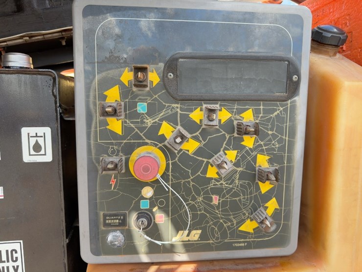 2003-jlg-600aj-image-16