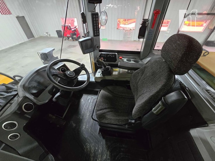 2020-xcmg-xc949-image-15