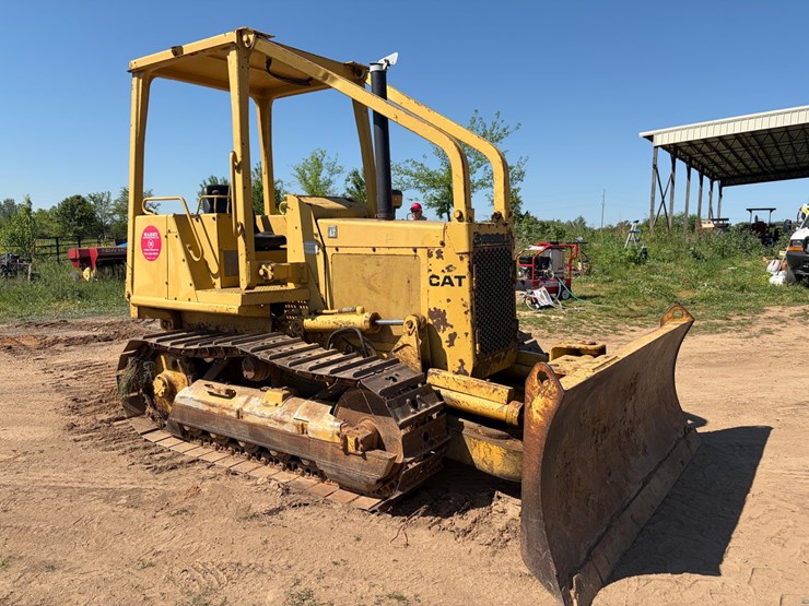 1987-caterpillar-d3b-image-23