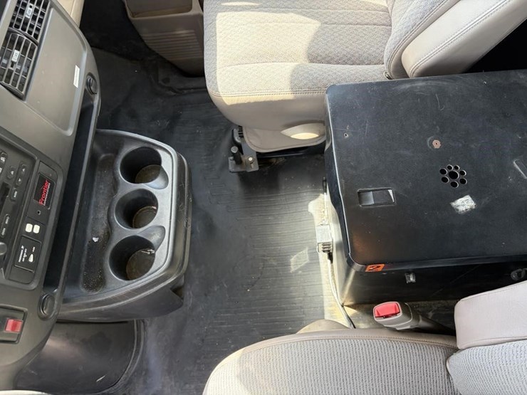 2007-chevrolet-express-2500-image-18