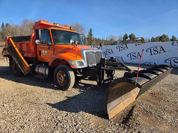 2002-international-7300-image-7