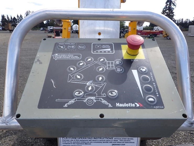 2025-haulotte-5533a-s/a-towable-boom-lift-image-15