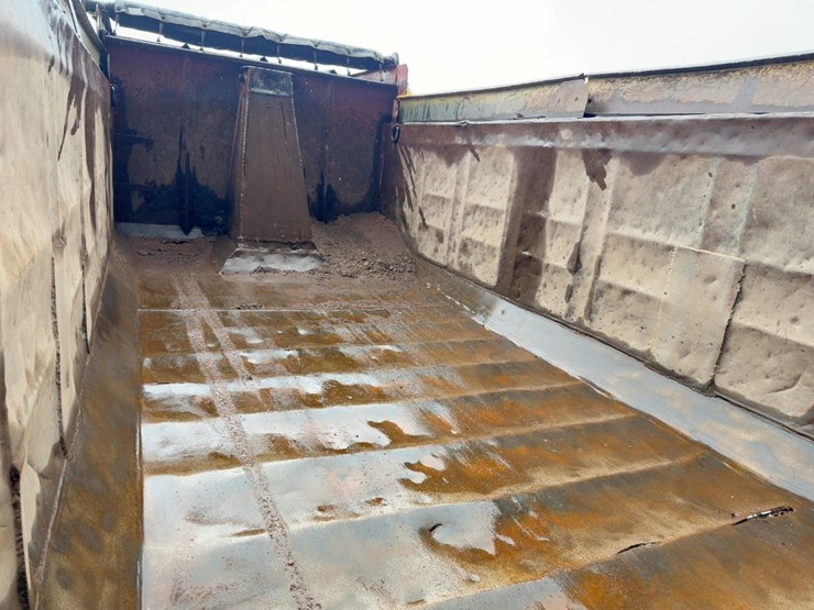 2000-mack-rd688s-image-25