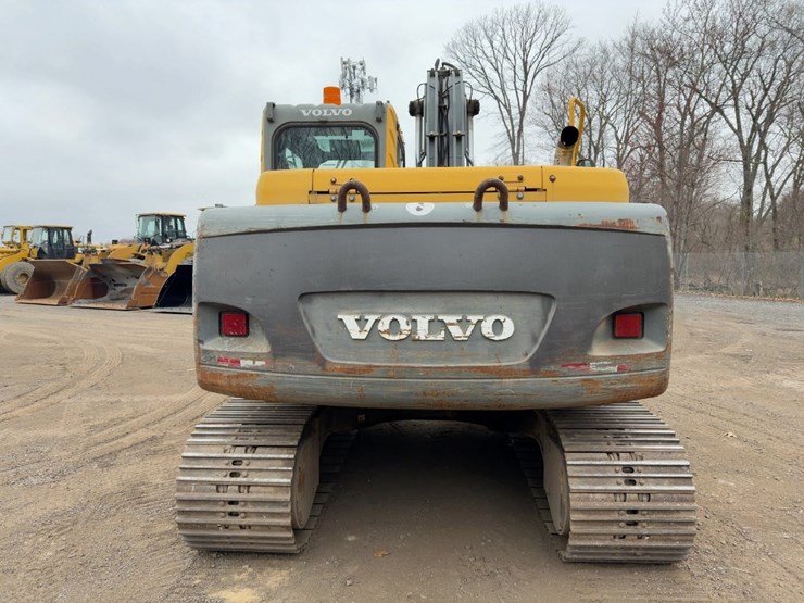2006-volvo-ec140b-lc-image-4