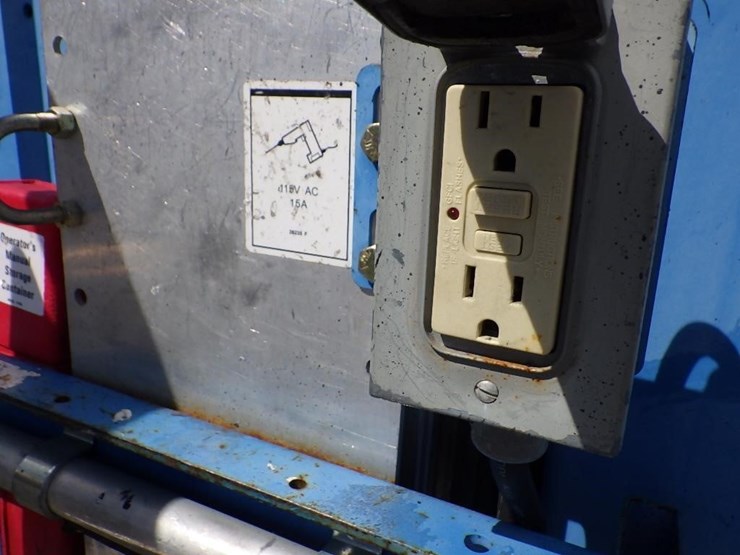 2012-genie-gr20-image-14