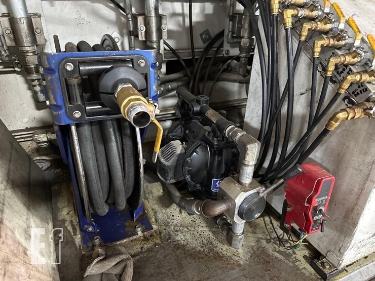 2015-ford-f750-sd-image-18