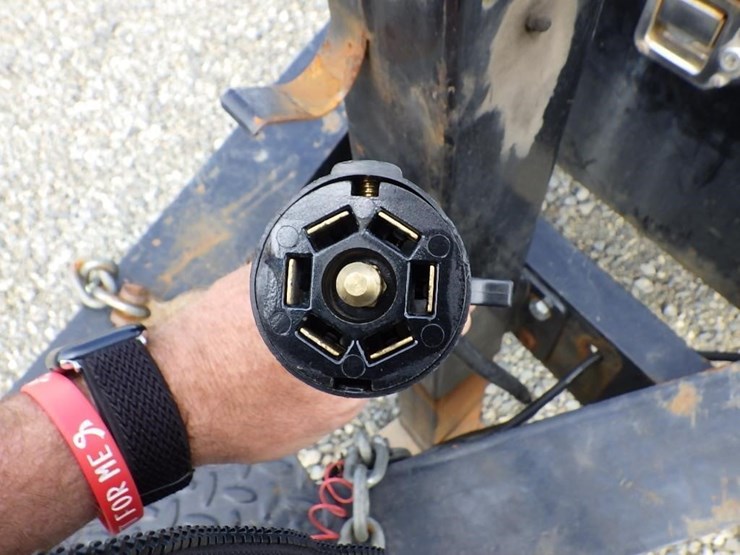 2020-maxey-22-image-13