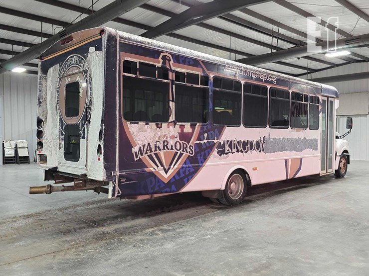 2013-international-3000-image-3