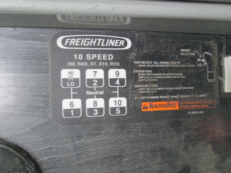 #46169-•-2007-freightliner-columbia-t/a-sleeper-truck-tractor-1fuja6cy07lx38975-image-45